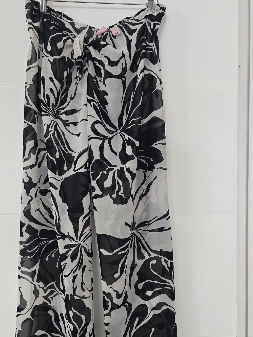 Victoria's Secret Sheer Floral Beach Cover Up Pants Wide Leg Black White M 31"